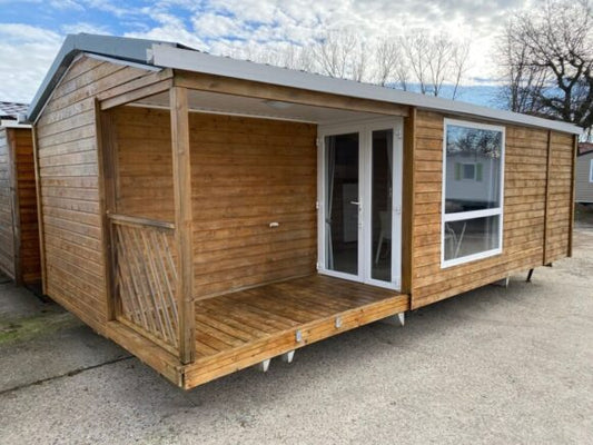 Casas Contenedoras IRM con Terraza de Madera