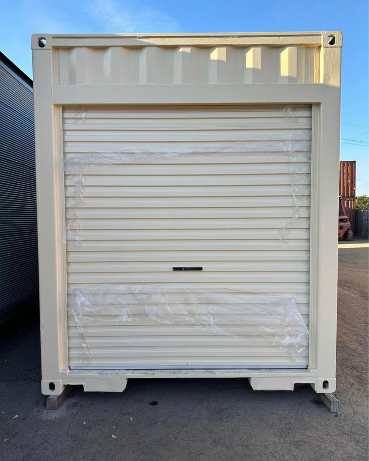 40′ X 8′ Pies Contenedor Con Rolling